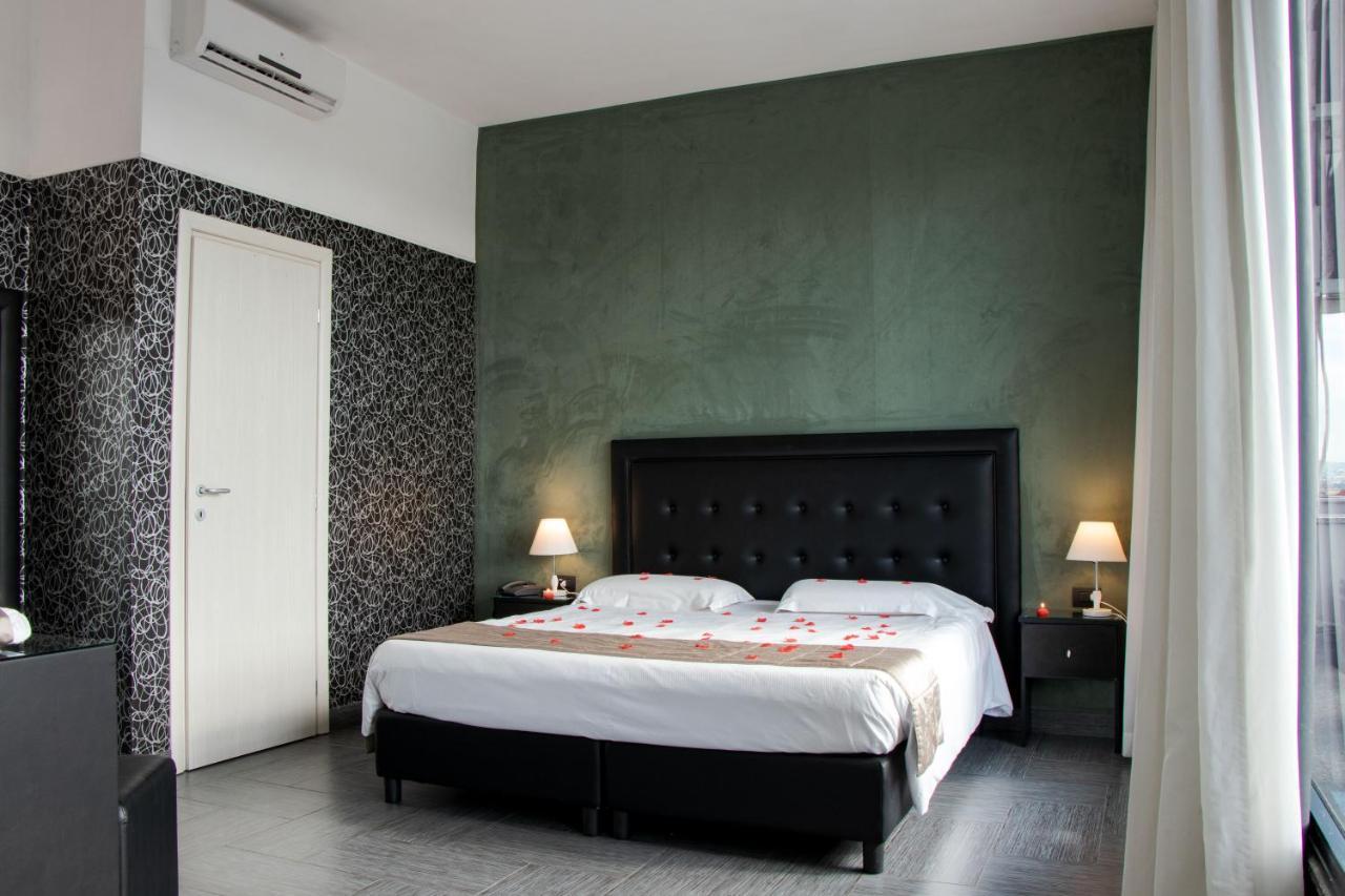 Hotel Masaniello Luxury Casoria Exterior photo