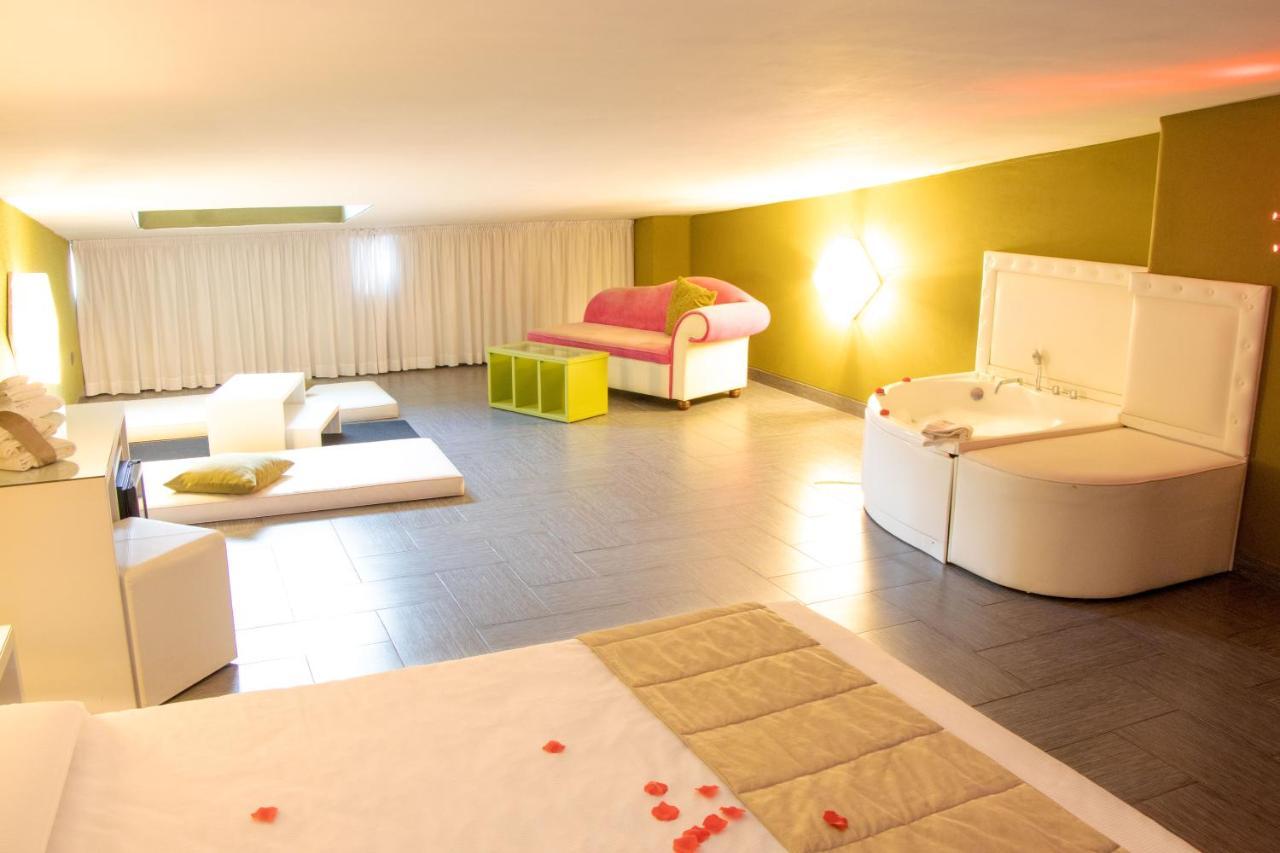Hotel Masaniello Luxury Casoria Exterior photo